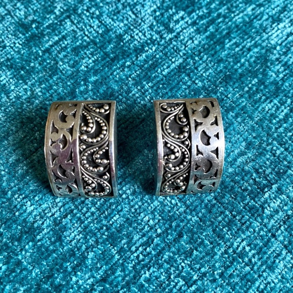 Lois Hill Silver Scroll Clip on Earrings - Picture 2 of 5